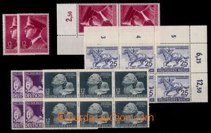 99680 - 1942 selection of 24 pcs of stamps, i.a. Mi.814 - corner blk